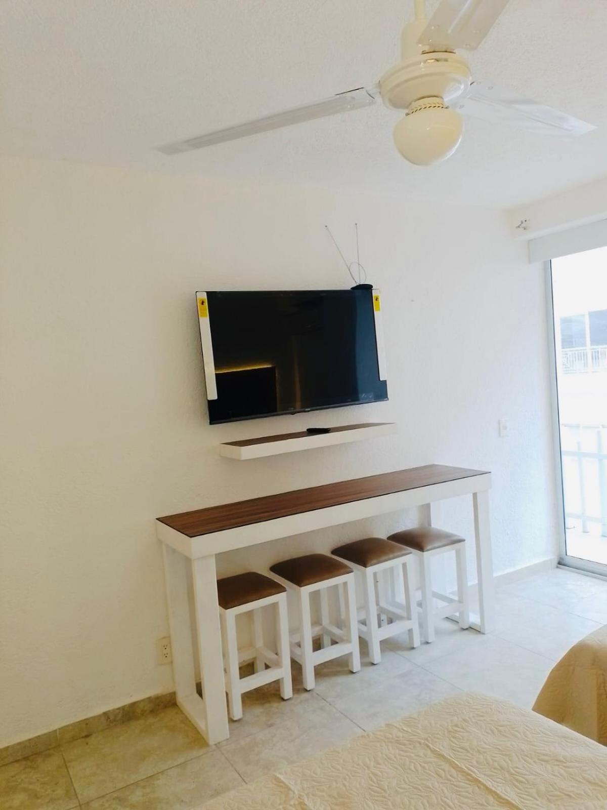 Sky Inn Acapulco Y Condominio Mediterrane Eksteriør bilde